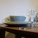 The Gatehouse At Coombe Apartment Bristol