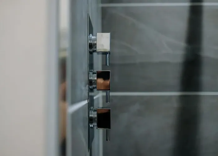 The Gatehouse At Coombe Апартаменты *