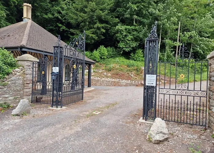 公寓 The Gatehouse At Coombe *