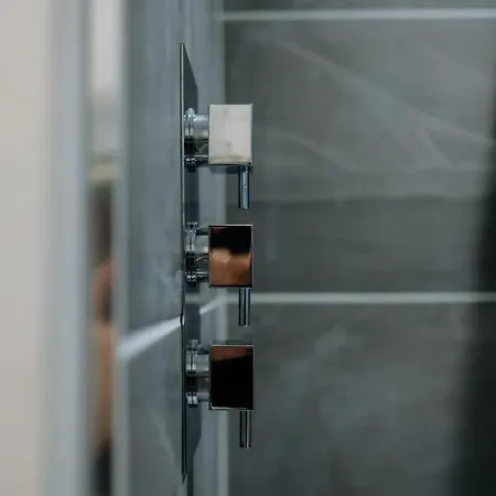 The Gatehouse At Coombe Lejlighed *