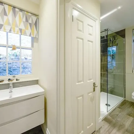 Lejlighed The Gatehouse At Coombe Bristol