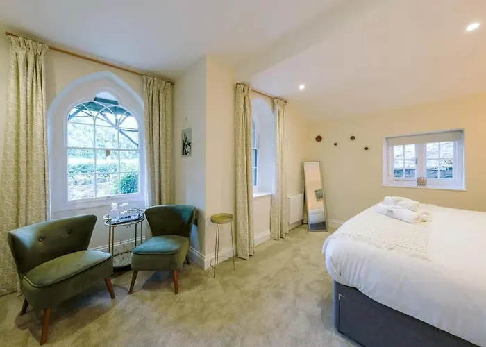 The Gatehouse At Coombe Apartmán