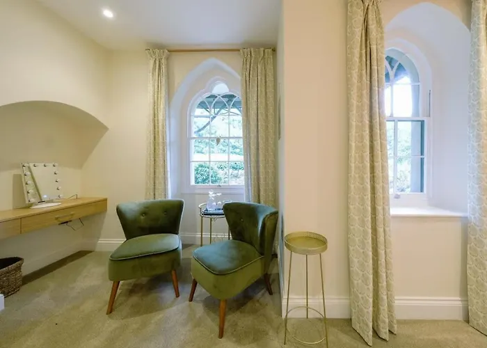 The Gatehouse At Coombe Бристоль